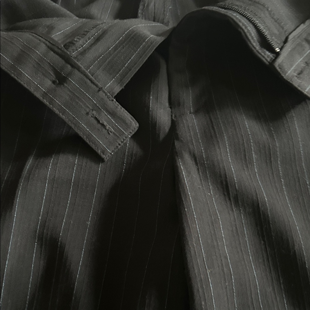 Apt. 9 Women's Black Pinstripe - Picture 8 of 8